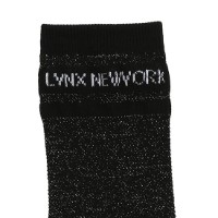 Ảnh của [LYNX] Tất ngắn có logo chữ màu đen cho nữ