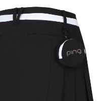 Ảnh của [PING] Váy ngắn phối logo đục lỗ hông lệch màu đen