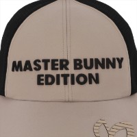 Ảnh của [MASTER BUNNY EDITION] Mũ lưỡi trai lưới có logo dập nổi màu be cho nữ